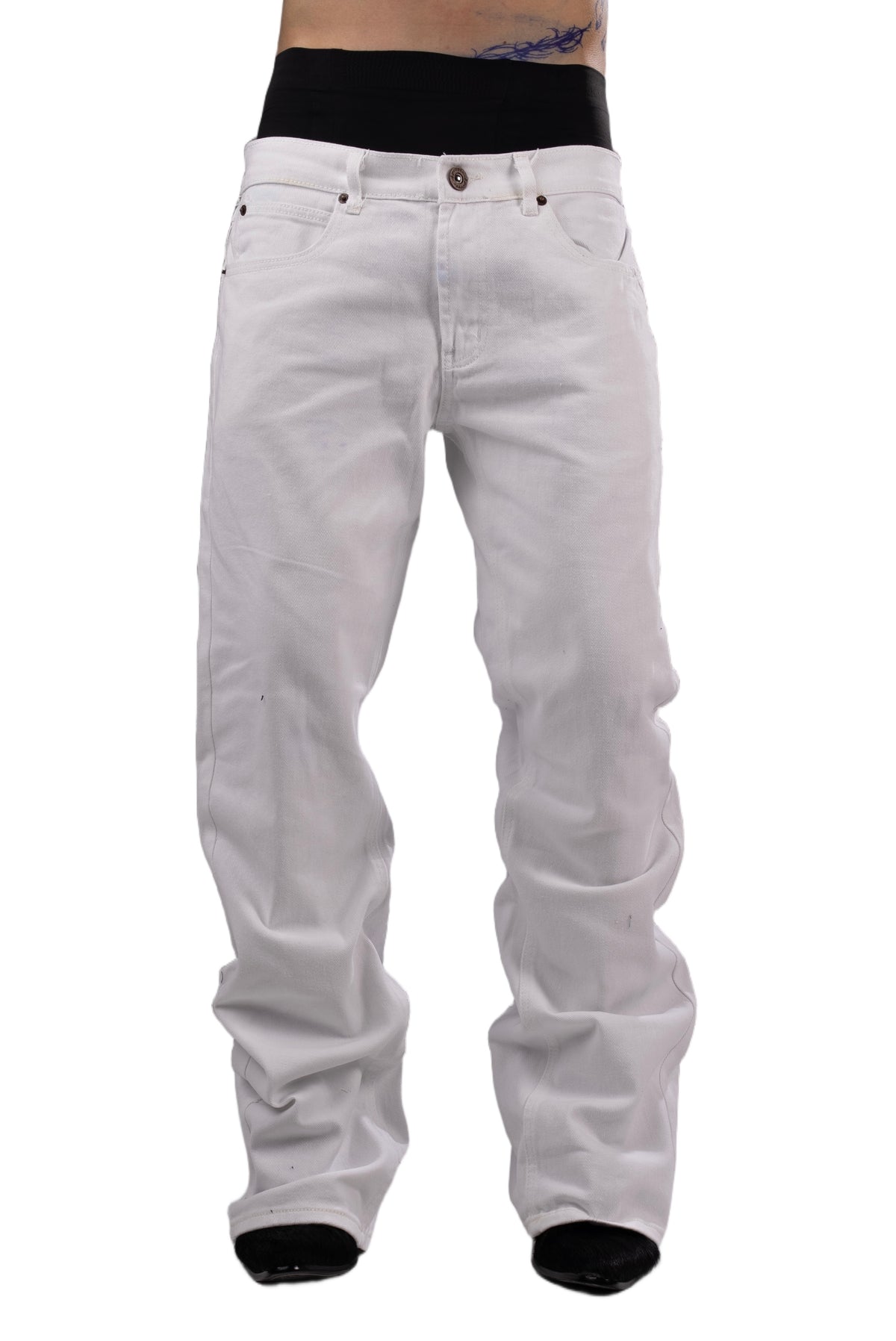 White jeans by AGONY, handmade in Austria from deadstock denim – photo 4 of 5