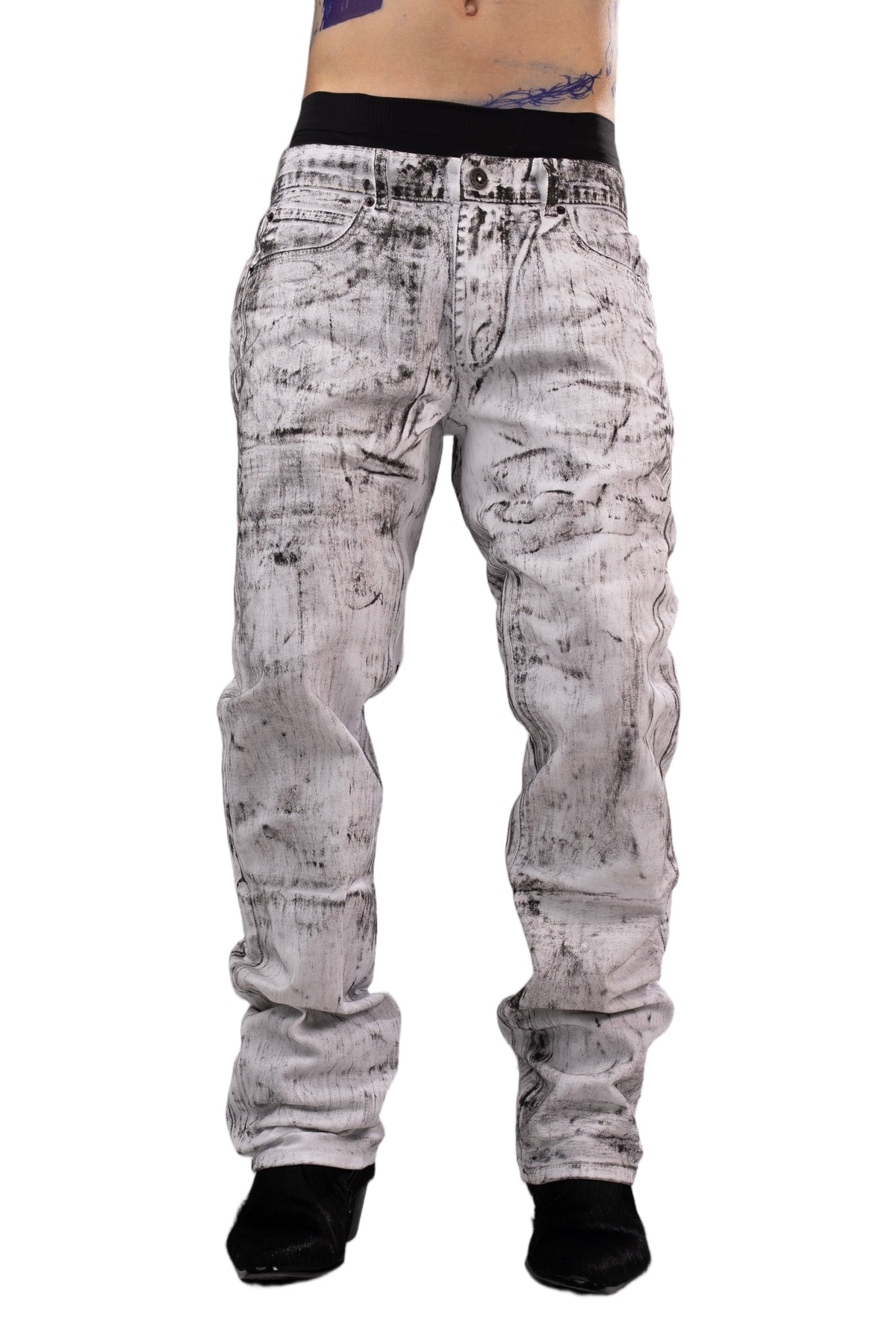 Two-tone white and black jeans by AGONY, handmade in Austria from deadstock denim – photo 3 of 4