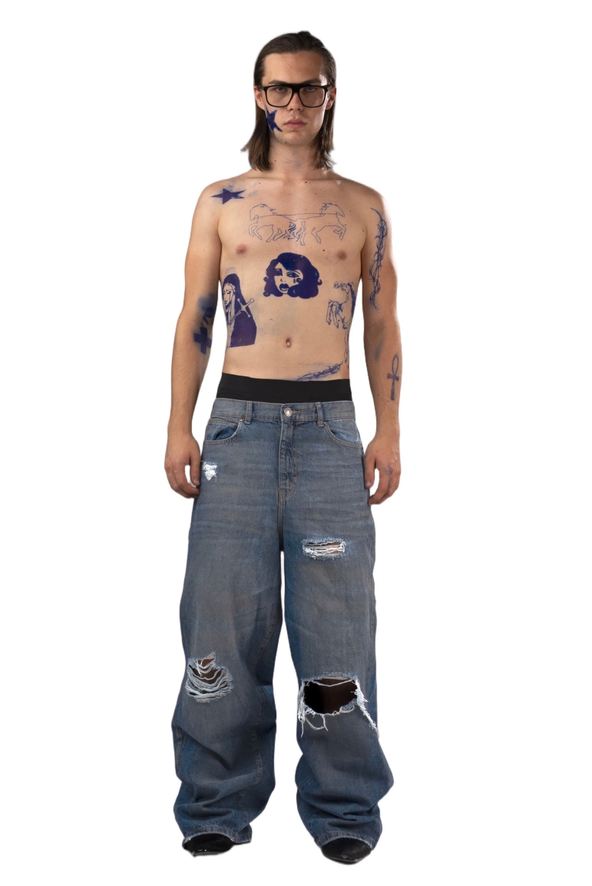 Distressed baggy jeans by AGONY, handmade in Austria from deadstock denim – photo 2 of 3